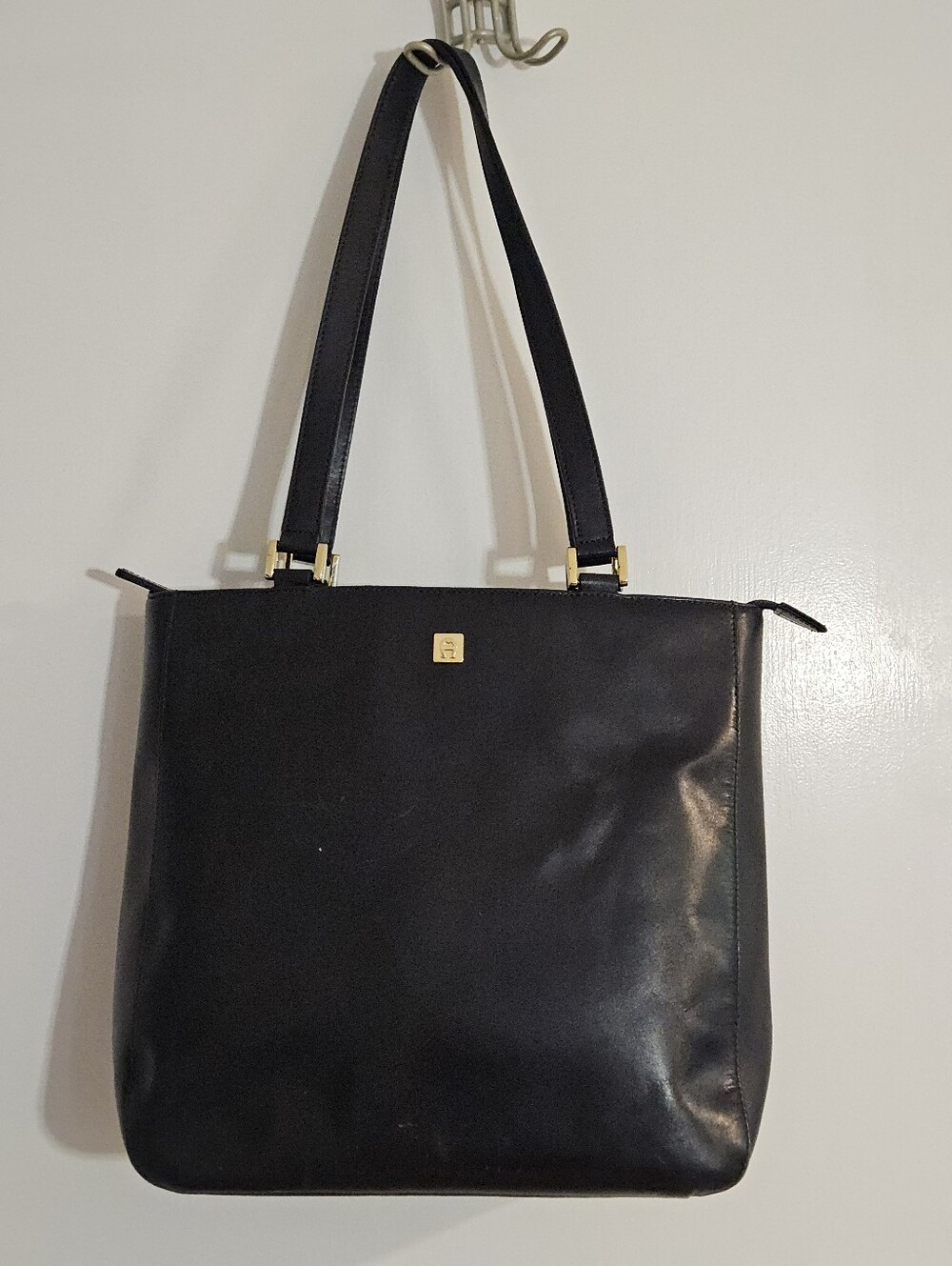 Etienne Aigner Vintage Navy Leather Shoulder Bag